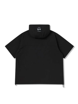 Анорак с капюшоном и короткими рукавами