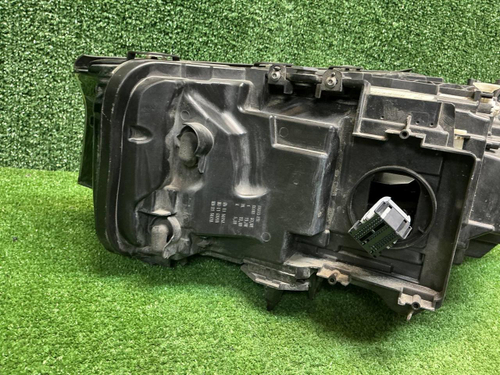 Фара правая BMW 5er G30 (2020-2023) LED