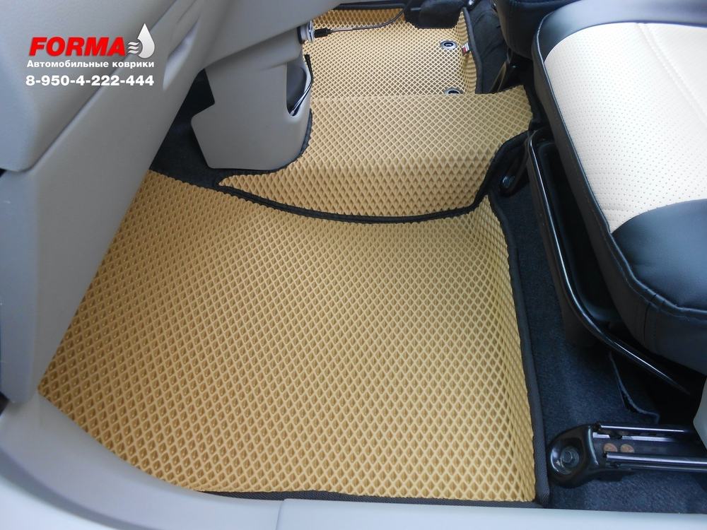 Toyota Passo 3 поколение M700A (04.2016 - 09.2018 - ) комплектация с цельным диваном спереди