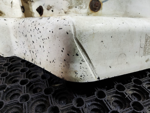 Корпус подножек левый