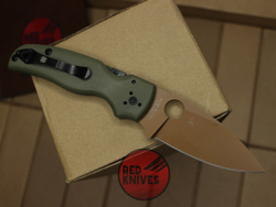 Нож Spyderco Shaman - рукоять зеленый G10, клинок Coyote