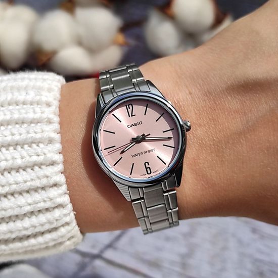 Наручные часы Casio LTP-V005D-4B