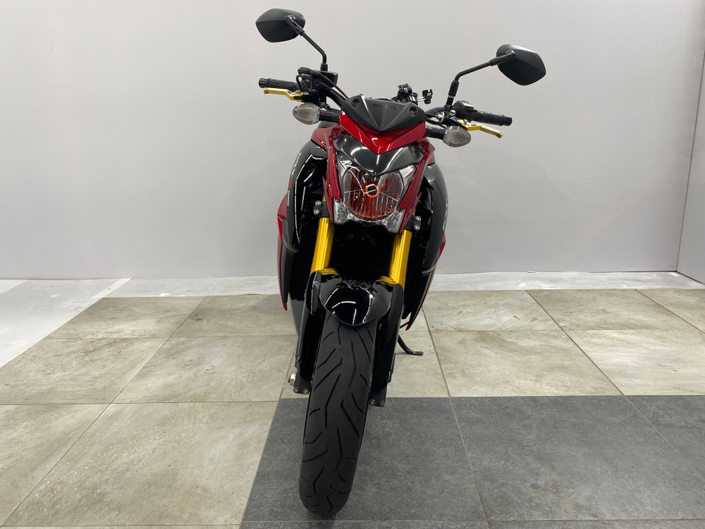 Suzuki GSX-S1000 049268