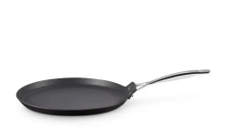 Le Creuset PRO 28см сковорода с антипригарным покрытием для блинов