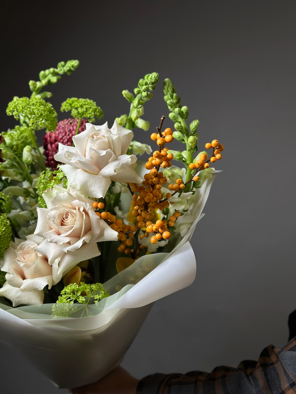 Авторский букет «Зелёные акценты»