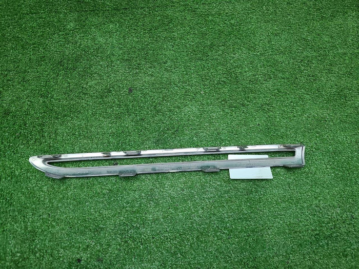 Молдинг решетки LH Mercedes GLE V167 (18-24) AMG