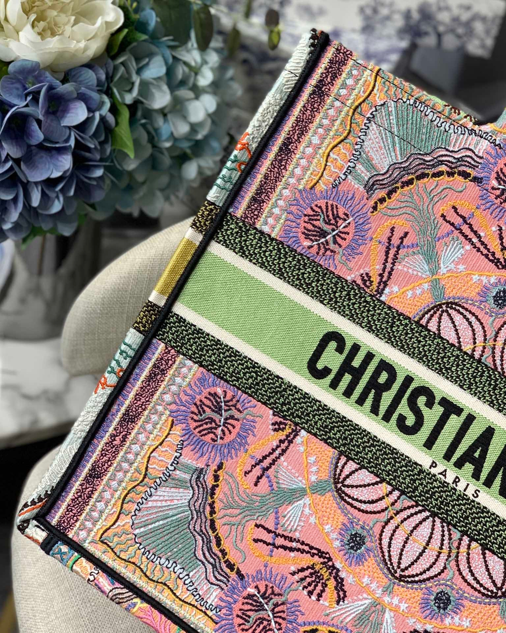 Christian Dior Book Tote 42 cm