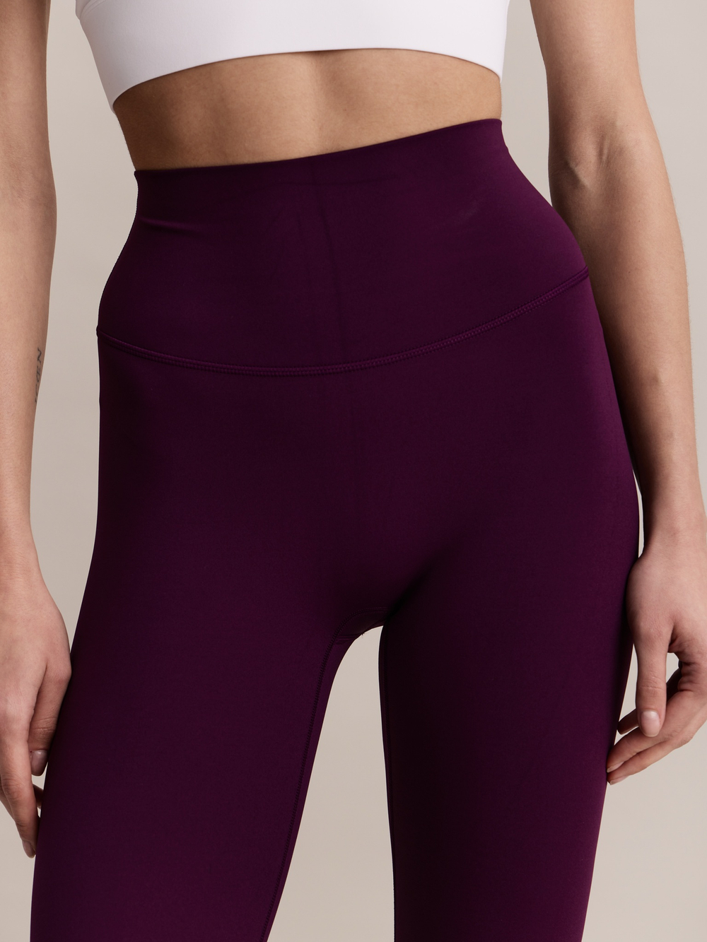 Лосины Hailey Leggings in Dark Purple