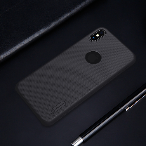 Тонкий жесткий чехол от Nillkin для смартфона iPhone XS Max, серия Super Frosted Shield (с вырезом под лого)