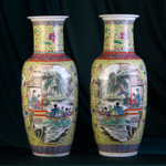 Парные вазы со сценами придворной жизни