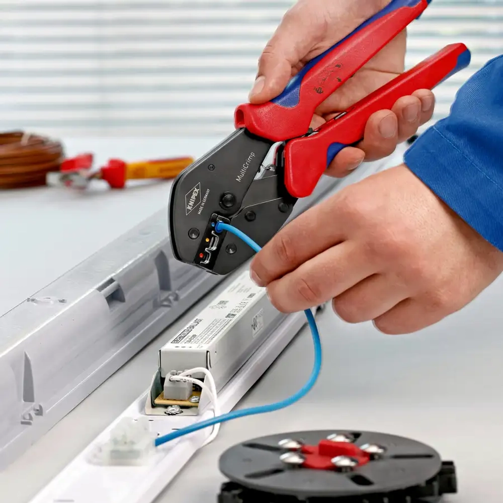 MultiCrimp® чернёные 250 мм Knipex 97 33 02