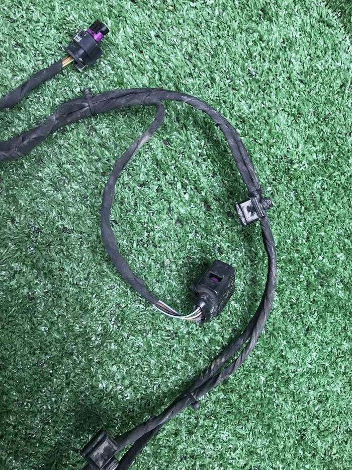 Проводка заднего бампера Audi Q7 2 (2015-н.в.)