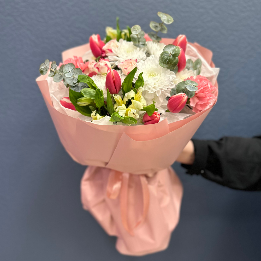 Весенний букет с тюльпанами #45