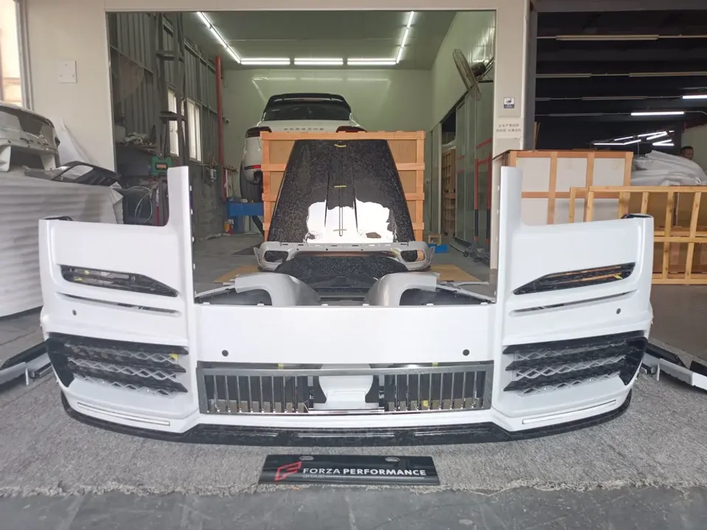 Обвес из кованного карбона для Rolls-Royce Cullinan Ролс Ройс Куллинан