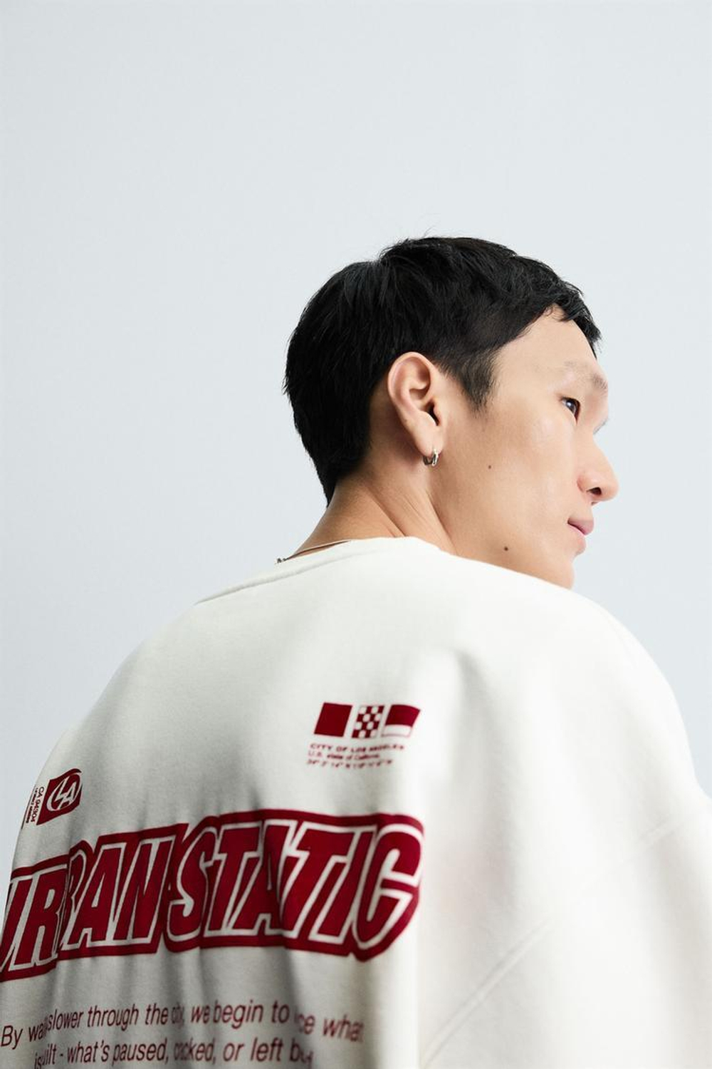 ZARA ТОЛСТОВКА С ПРИНТОМ И НАДПИСЬЮ, ЖЕЛТОВАТО-БЕЛЫЙ