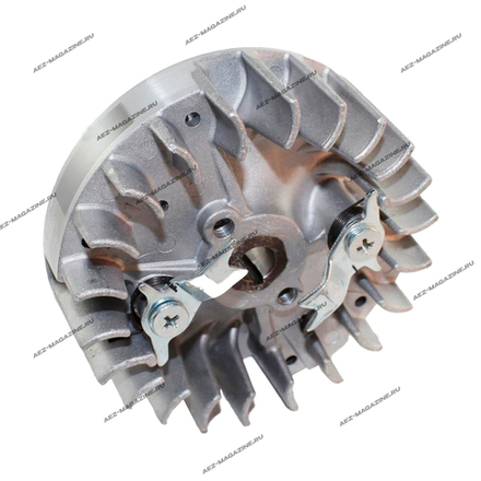 Маховики бензопил, бензокос:китай 62см3