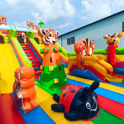Коммерческий надувной батут «Тигриная страна 3», 10*6*5,5 м