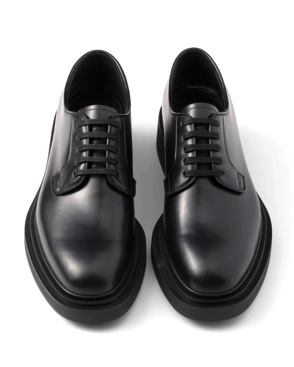 Броги Prada