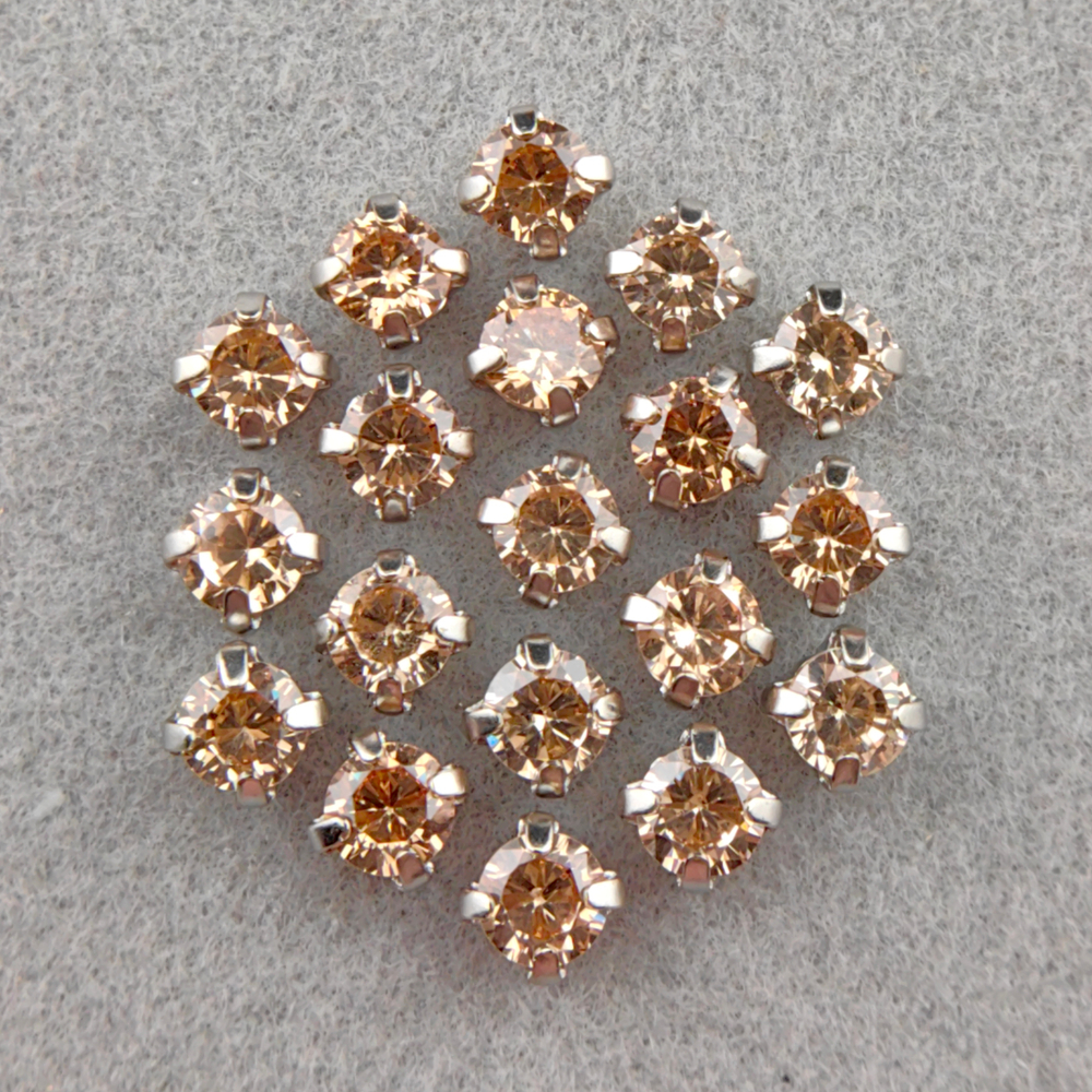 Фианиты шатоны в оправах, Champagne/Platinum