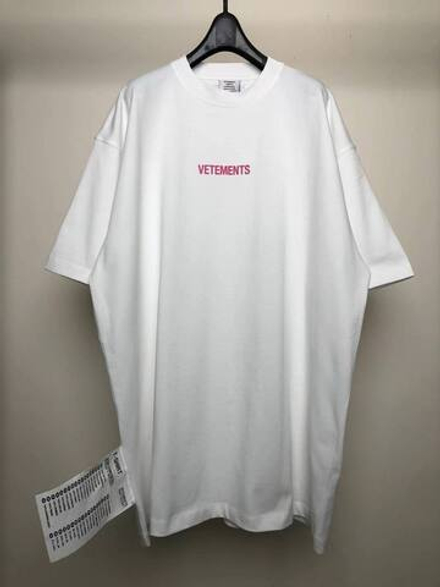 Футболка Vetements