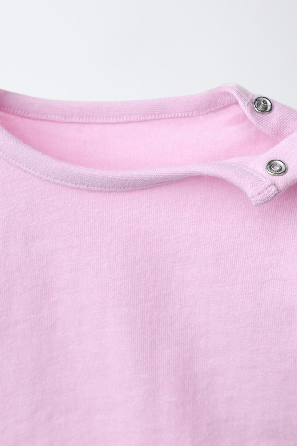 ZARA КОМПЛЕКТ ИЗ ФУТБОЛКИ И ШОРТОВ-БЕРМУДОВ ИЗ ПРЯЖИ ФЛАМЕ, РОЗОВЫЙ