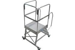 Лестница с площадкой 3 ступ