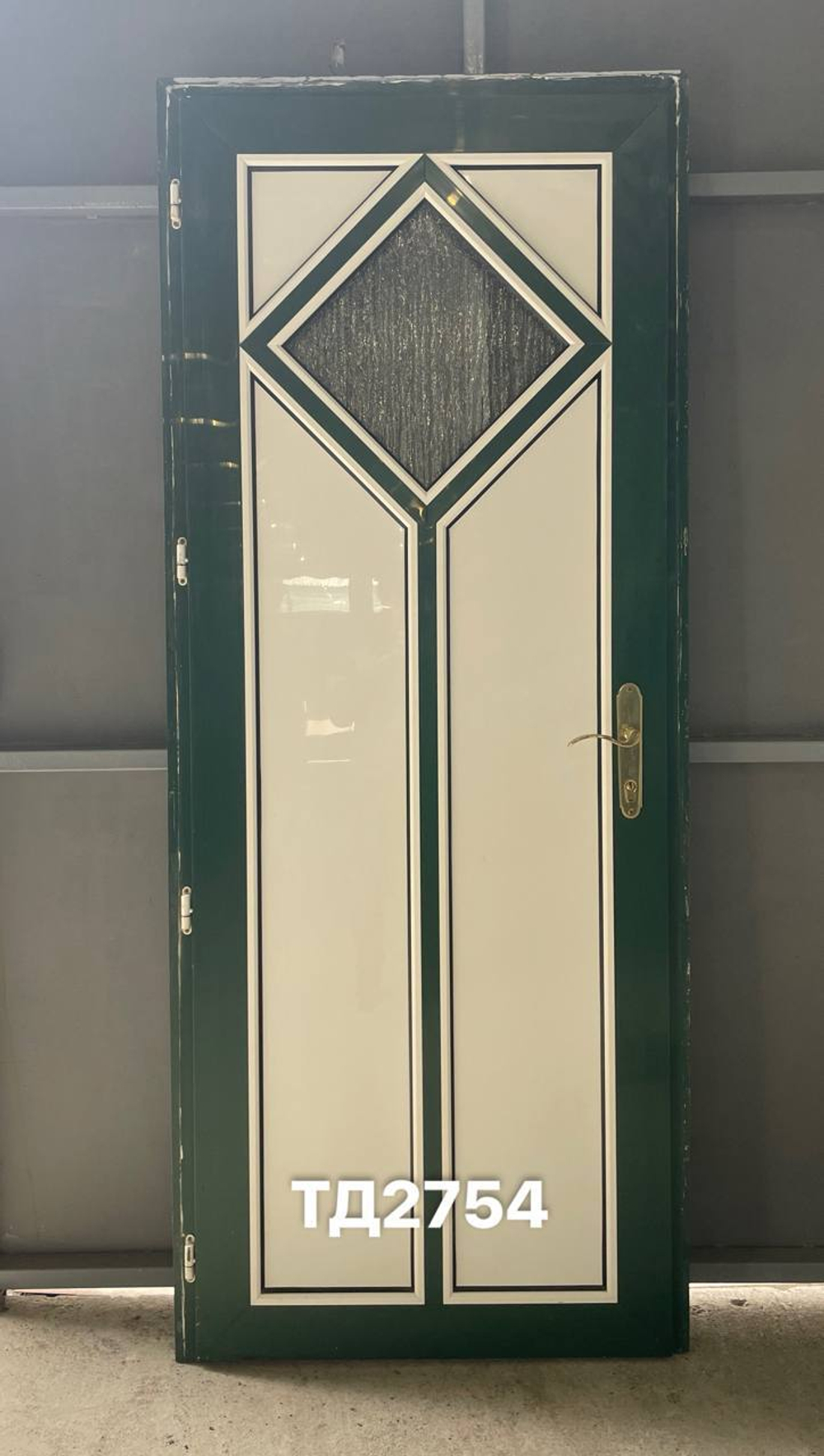 Дверь Пластиковая Б/У Входная 220(в) х 90(ш)