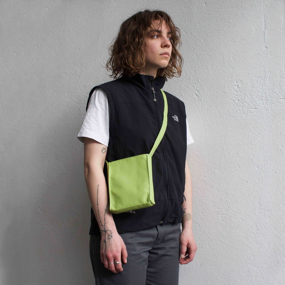 Сумка Kazyrnaya Мини-тоут Arc зеленая