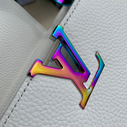Louis Vuitton Capucines MM