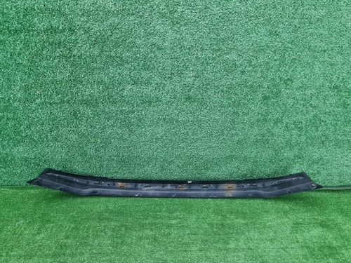 Накладка переднего бампера Toyota RAV4 CA40 12-15