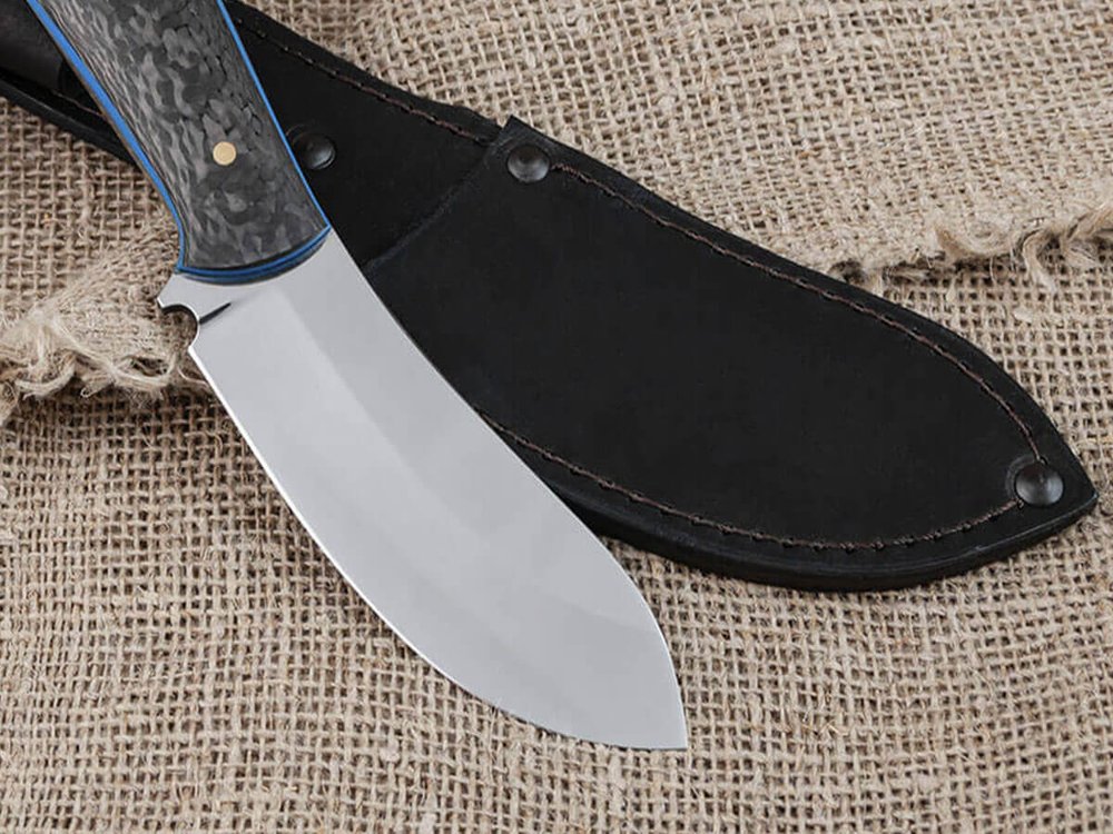 Силовой нож для бушкрафта "Канадец", сталь VG-10/Elmax, рукоять карбон (синий спейсер)