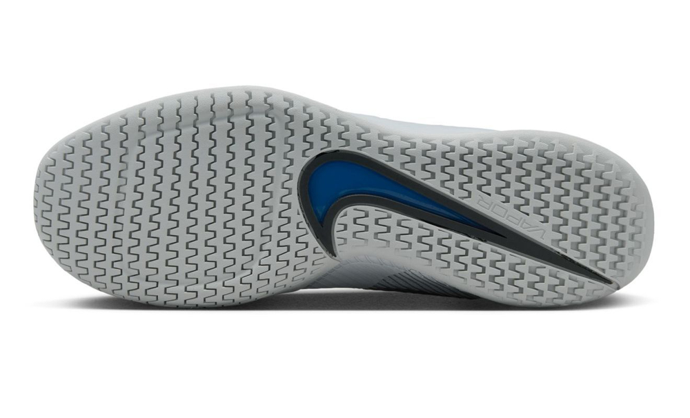 Мужские кроссовки теннисные Nike Air Zoom Vapor 11 Attack - light smoke grey/white/signal blue/black