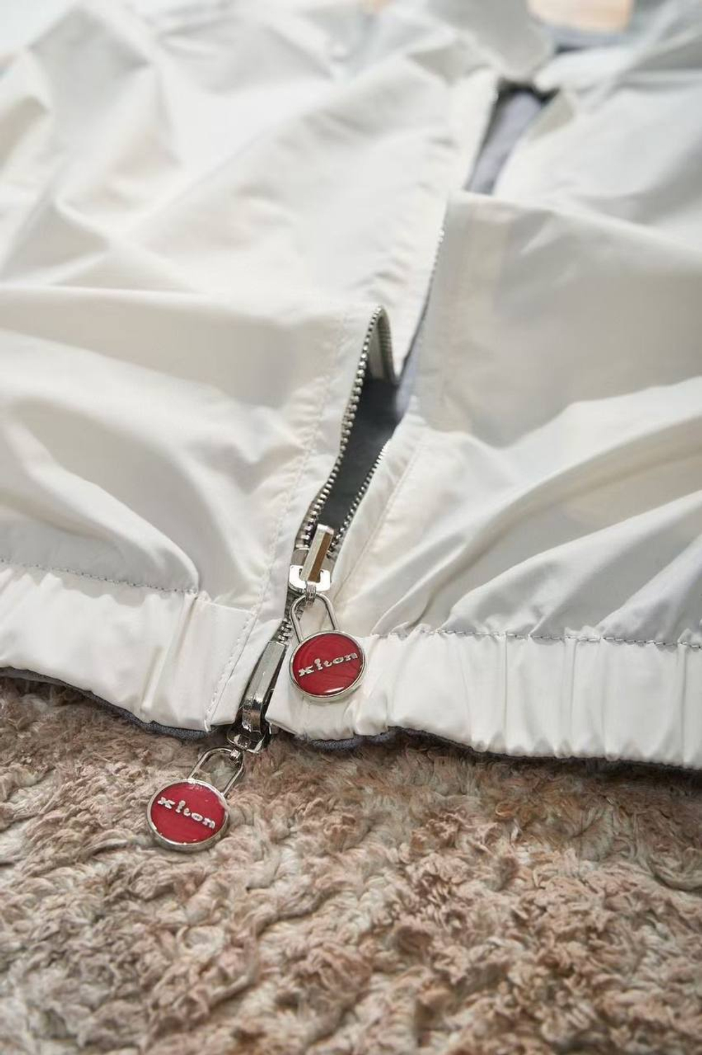 Ветровка Kiton