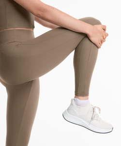 OYSHO Леггинсы Comfortlux с высокой талией и резинкой, длиной до щиколотки 65 см, серо-бежевый