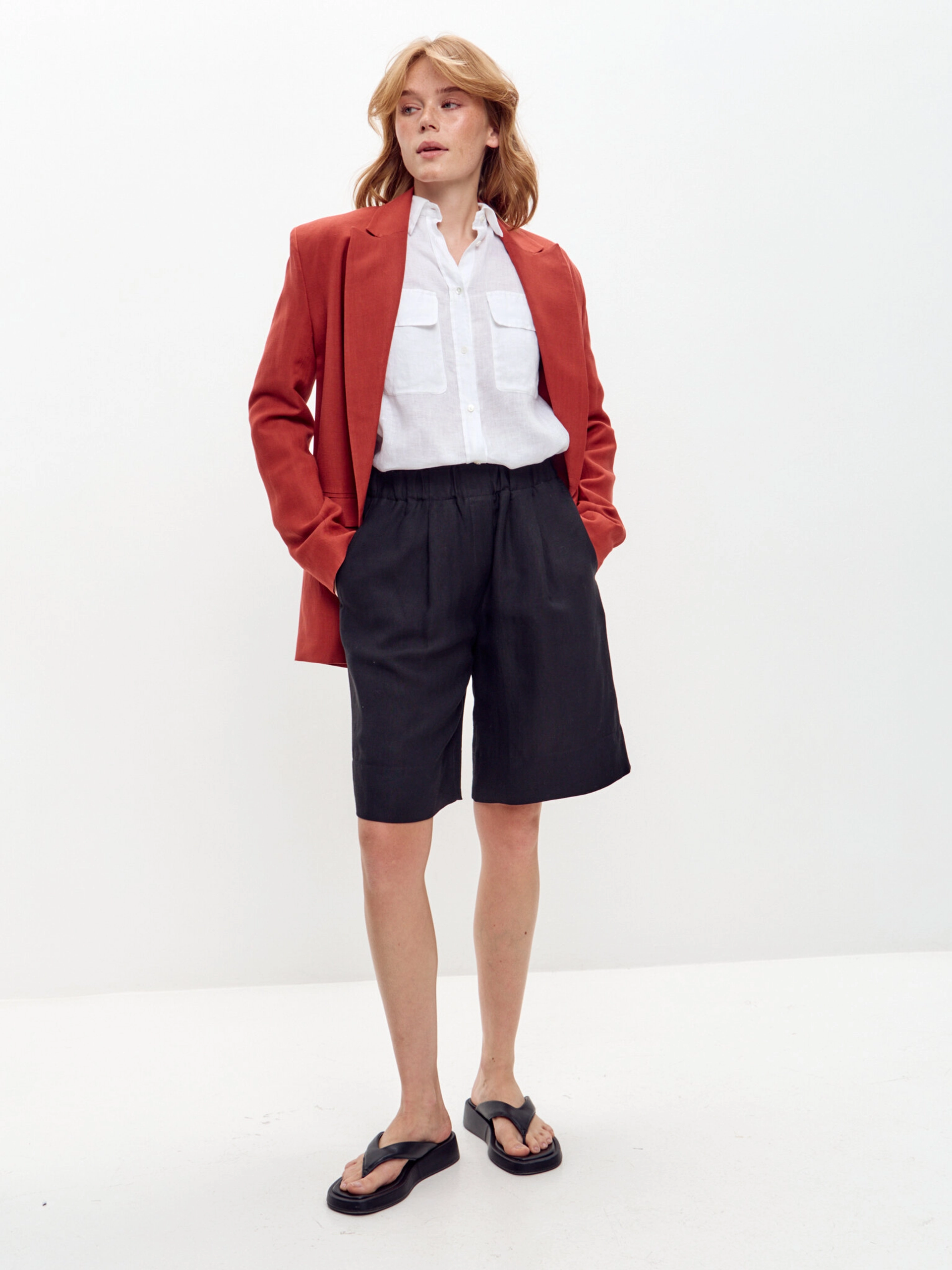 Льняные шорты