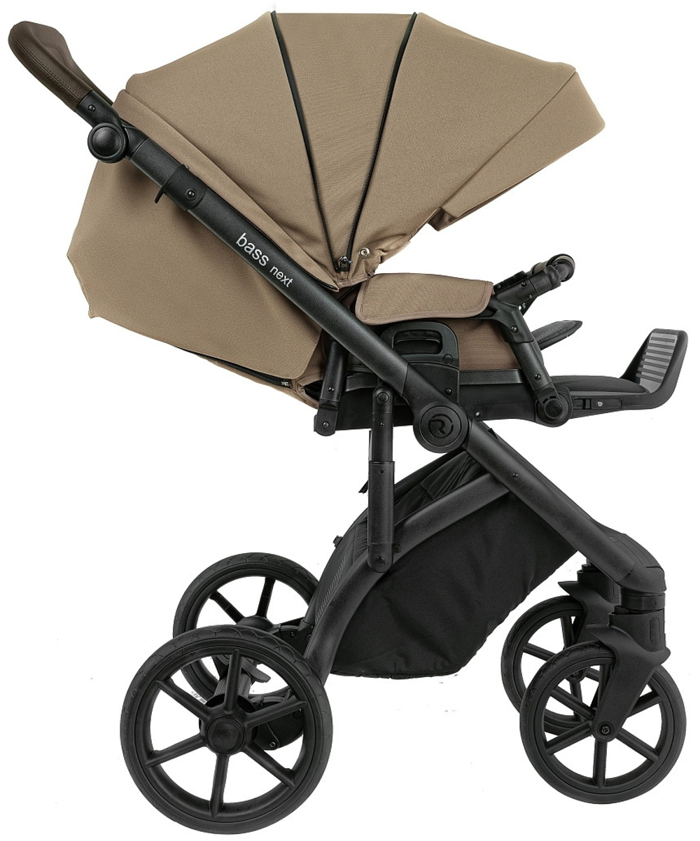 Детская коляска Roan Bass Next 2.0 3 в 1 с автокреслом Pituso Santiso Pro Black BSN/42/2 Mocha Mousse/Black/руч.Cappuccino