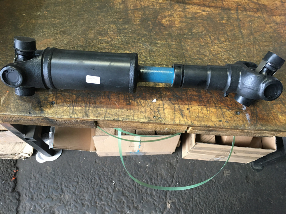 Карданный вал задний 42N-20-11312  Komatsu WB93/97