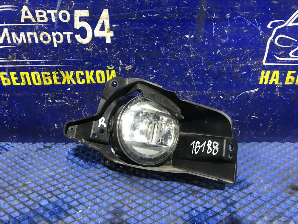 Туманка правая Honda FIT 2017-2020