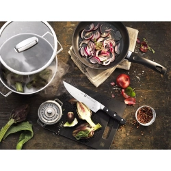 Zwilling - Нож шеф-повара Pro 16 см / артикул   38401-161-0  / GTIN 4009839257131