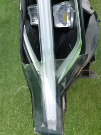 Битая Фара левая Volvo XC60 2 (2017-2021) LED