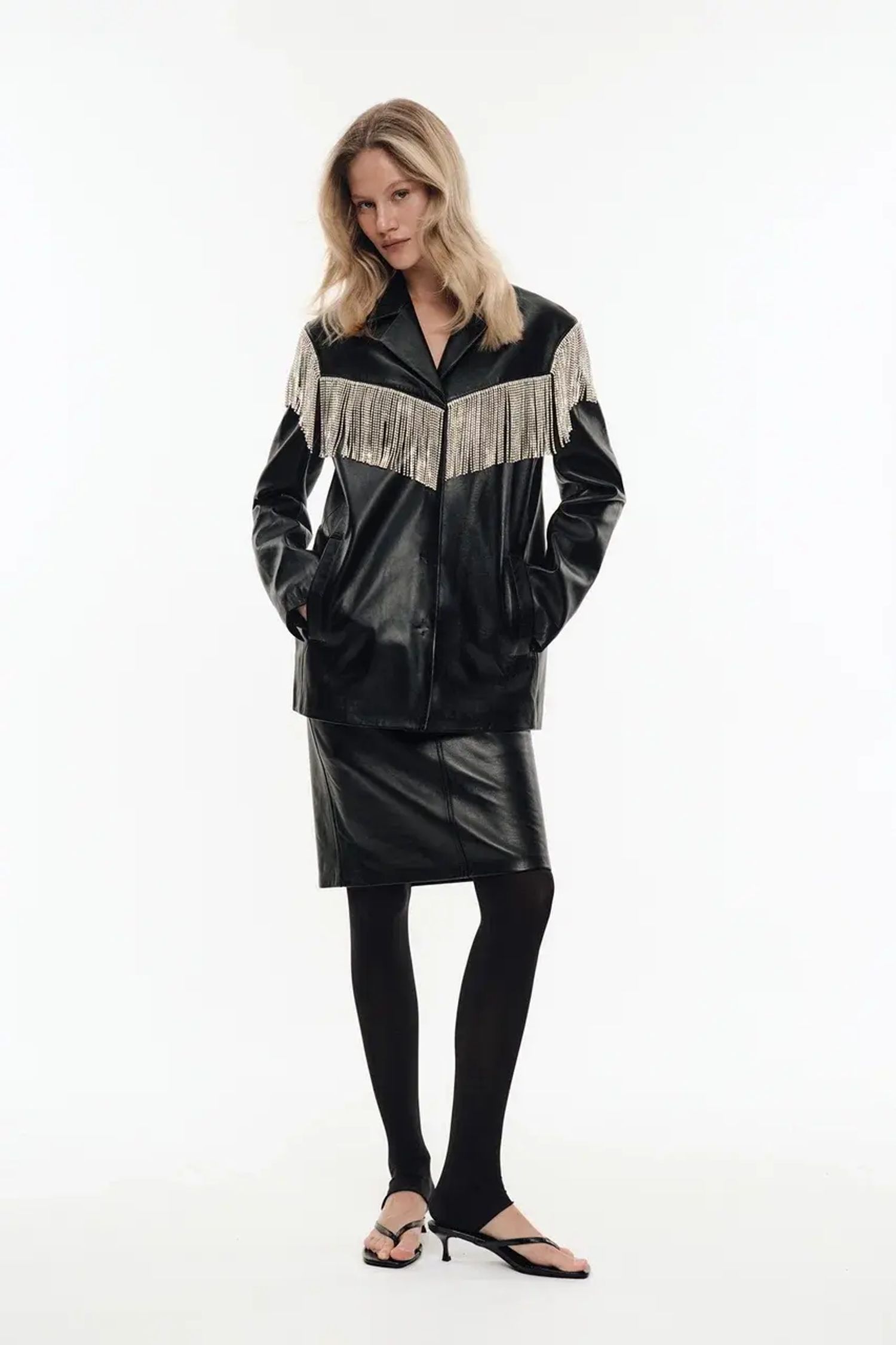 Жакет кожаный с бахромой ((Дерзкий настрой)), черный