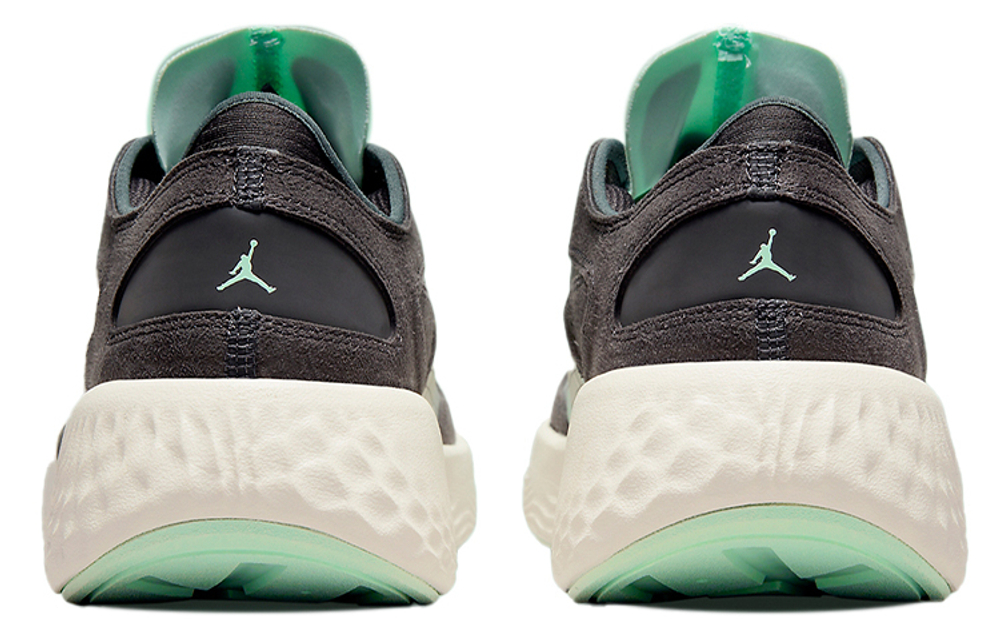 Кроссовки Jordan Delta 3 Low