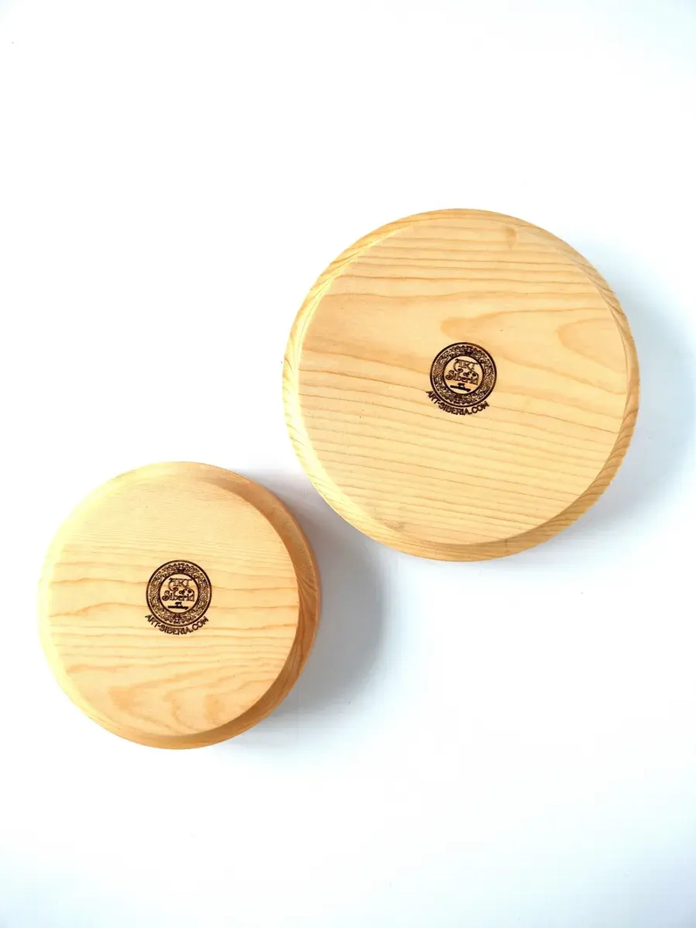 Набор деревянных тарелок из кедра