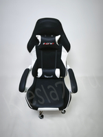 Геймерское кресло из ткани черного цвета