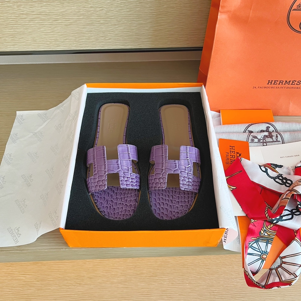 Hermes Oran Sandal