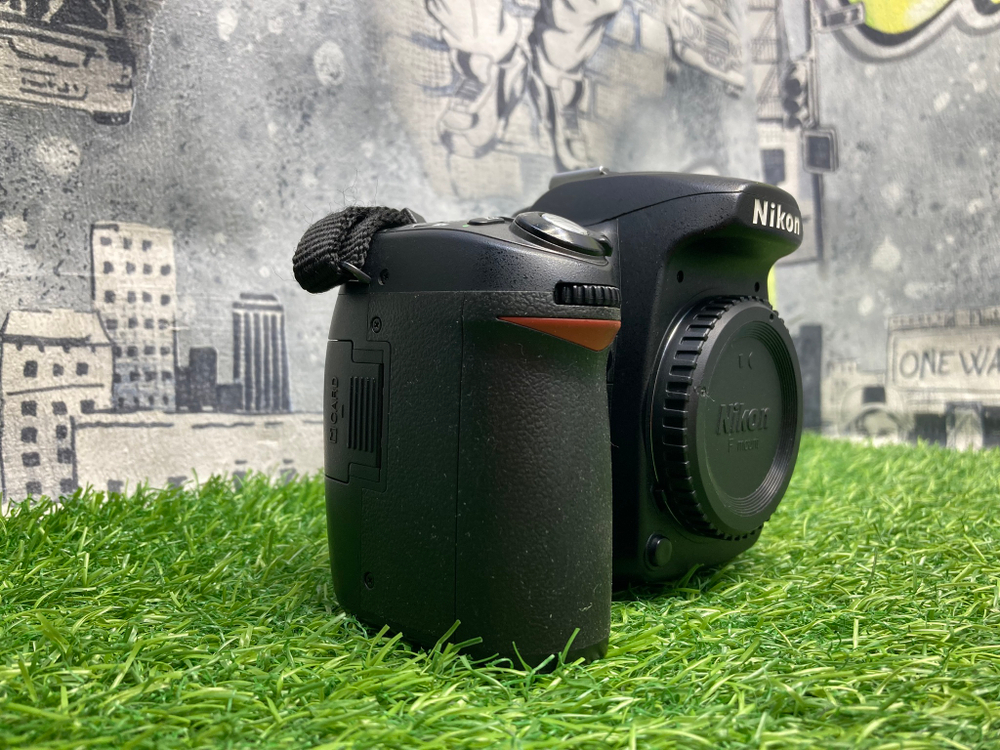 Nikon D80 9.400 кадров