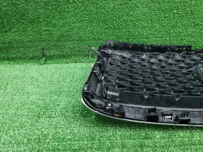 Решетка радиатора Infiniti QX50 2 (2017-н.в.)