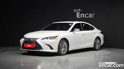 Lexus ES300h 7 Generation Luxury Plus (02.2020)