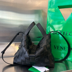 Bottega Veneta Bowling Cassette 28 cm