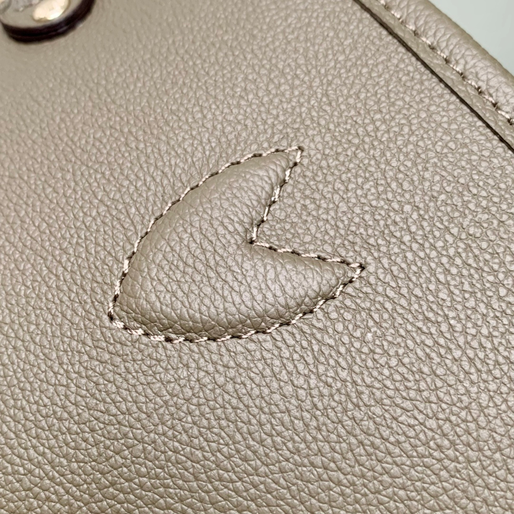 Louis Vuitton Neverfull Inside Out MM